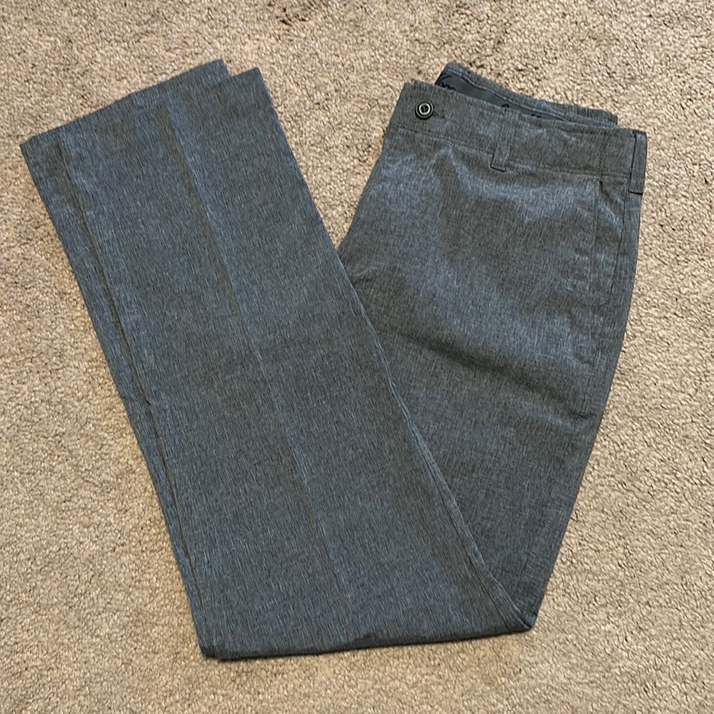 Ben Hogan Men's Slim Athletic Dress Pants in Charcoal Gray - 32x30